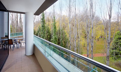 Crowne Plaza Canberra, An IHG Hotel - Northern Rivers Accommodation 12