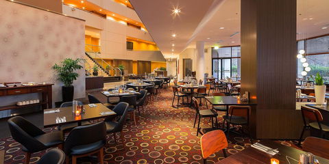 Crowne Plaza Canberra, An IHG Hotel - Northern Rivers Accommodation 4