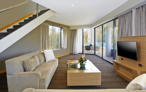Crowne Plaza Canberra, An IHG Hotel - Northern Rivers Accommodation 38
