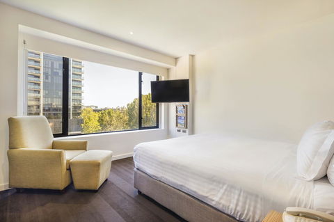 Crowne Plaza Canberra, An IHG Hotel - Northern Rivers Accommodation 21