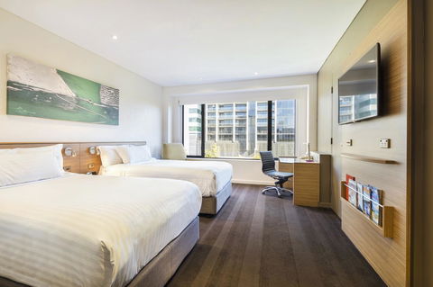Crowne Plaza Canberra, An IHG Hotel - Northern Rivers Accommodation 31