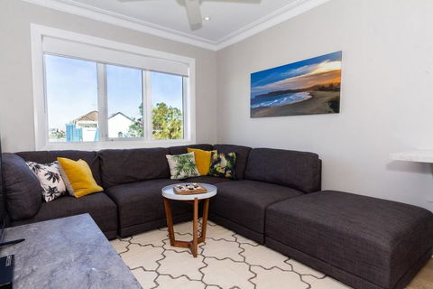 BONDI BREEZE-hosted By:L'Abode Accommodation - Northern Rivers Accommodation 1