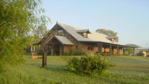 Bonn Abbey - Magnificent Stone Abbey - Northern Rivers Accommodation 2