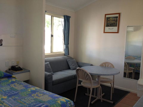 Bottle Tree Gardens Motel - Northern Rivers Accommodation 1