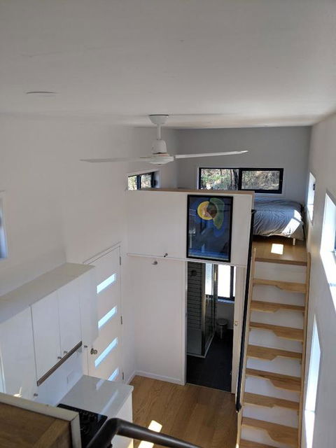 Bottletree Gardens - Mini Manson Blue - Northern Rivers Accommodation 3