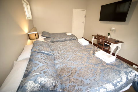Boucher Manor - Northam. - Northern Rivers Accommodation 2