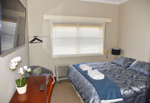 Boucher Manor - Northam. - Northern Rivers Accommodation 0