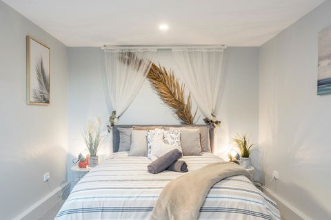 Boutique Private Rm Situated In The Heart Of BurwoodG1 - Northern Rivers Accommodation 0