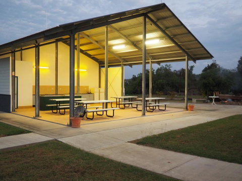 Bowen Holiday Park - Northern Rivers Accommodation 3