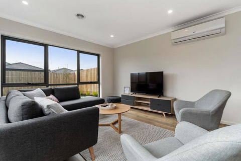 Brand New And Beautiful - Rosebud Holiday Home - Northern Rivers Accommodation 2
