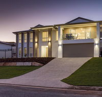 Brand New Executive Living - Northern Rivers Accommodation