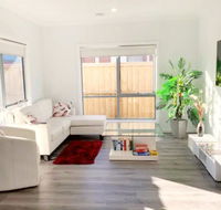 Brand New Home 10 mins to Beach Torquay Geelong Deakin Hospitals - Northern Rivers Accommodation