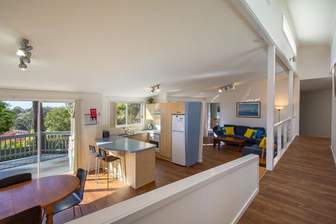 Breeze In Mollymook Beach - Northern Rivers Accommodation 0