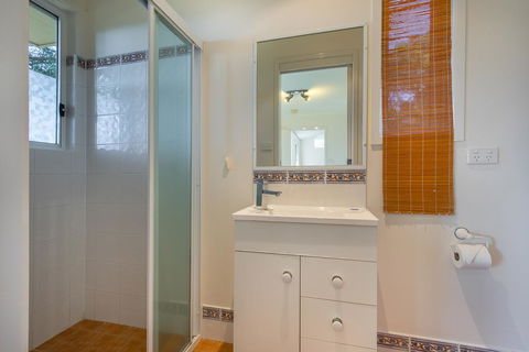 Breeze In Mollymook Beach - Northern Rivers Accommodation 1