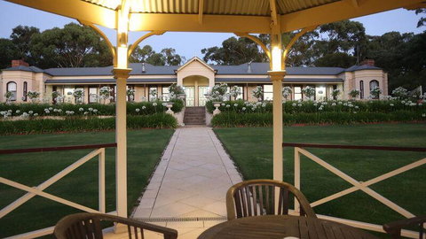Brice Hill Country Lodge - Northern Rivers Accommodation 1