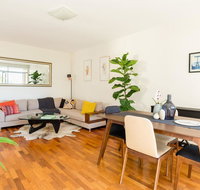 Bright and spacious apartment near Bronte beach - Northern Rivers Accommodation