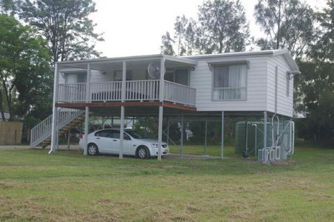 Broke Village Hideaway - Northern Rivers Accommodation 0