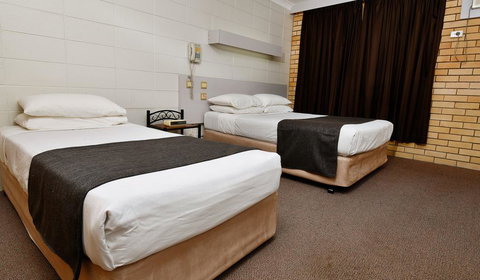 Burke And Wills Motor Inn - Northern Rivers Accommodation 3