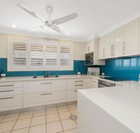 Burkeys 5 Main Street - Northern Rivers Accommodation