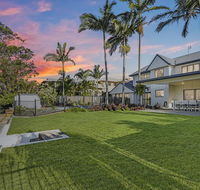 CANAL HOME NEAR MOOLOOLABA - Northern Rivers Accommodation
