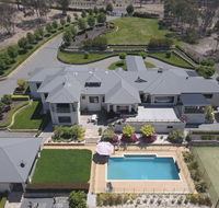 Canberra Luxury Estate - Northern Rivers Accommodation
