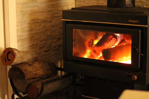 Canguri Boutique Cottage - Northern Rivers Accommodation 1