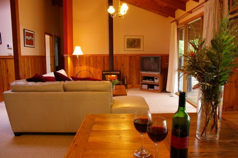 Canyon Cottage - Northern Rivers Accommodation 2