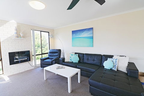 Capri Apartments - Northern Rivers Accommodation 0