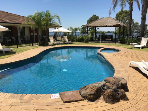 Capricorn Motor Inn - Northern Rivers Accommodation 0