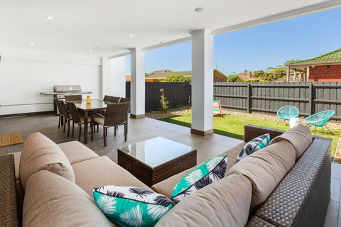 CASABLANCA - DROMANA - Northern Rivers Accommodation 3