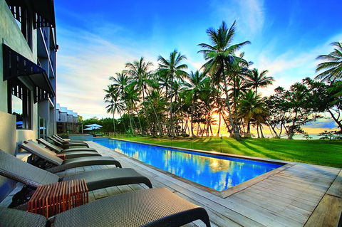 Castaways Resort & Spa On Mission Beach - Northern Rivers Accommodation 0