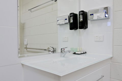 Castle Creek Motel - Northern Rivers Accommodation 2