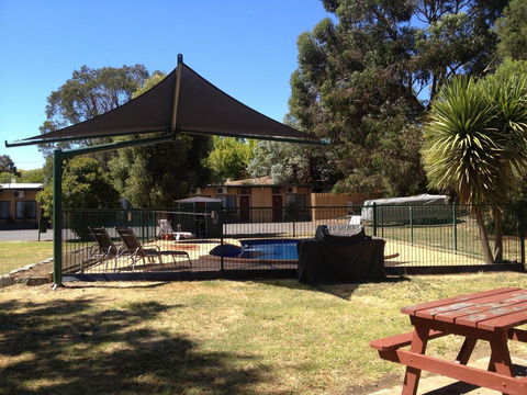 Castle Motel - Northern Rivers Accommodation 0