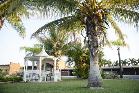 Castle Motor Lodge - Northern Rivers Accommodation 1