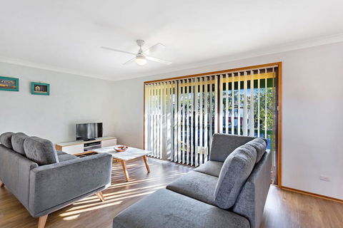 Catalina 12 Holiday House - Walk To Beaches - Northern Rivers Accommodation 2