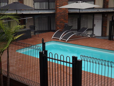 Central Court Motel Warrnambool - Northern Rivers Accommodation 2