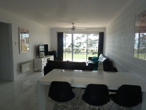 Central Luxury With Fabulous Views - Northern Rivers Accommodation 3