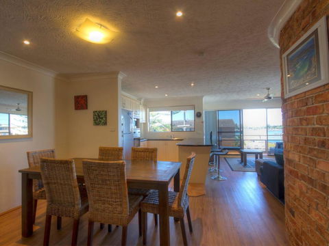 Champagne Court 10 - Northern Rivers Accommodation 3
