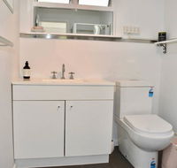 Charming 1 Bedroom Apartment in Leafy Green Hawthorn - Northern Rivers Accommodation