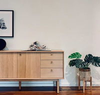 Charming Family Home w/Home CinemaHuge Bedrooms near Glen Waverley - Northern Rivers Accommodation