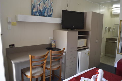 Charters Towers Motel - Northern Rivers Accommodation 3