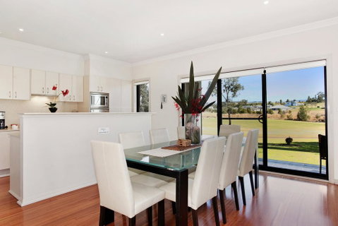 Chateau Shiraz - Northern Rivers Accommodation 1
