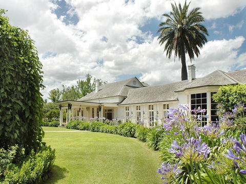 Chateau Yering Hotel - Northern Rivers Accommodation 0