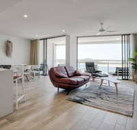 Chic Getaway at The Cosmopolitan Cotton Tree - Northern Rivers Accommodation