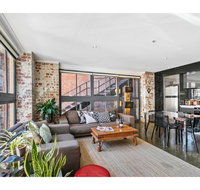 Chic warehouse apartment in hipster foodie hub - Northern Rivers Accommodation