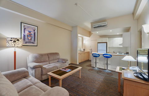 Chifley On South Terrace - Northern Rivers Accommodation 3