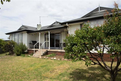 Chillax - Northern Rivers Accommodation 0