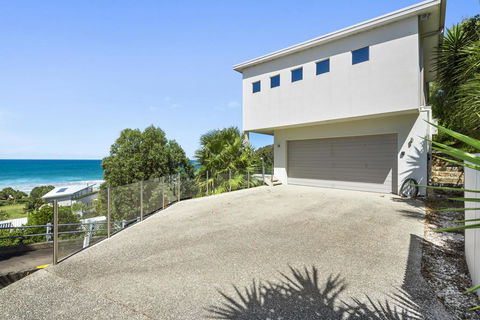 Cinque Terre Beach House - Northern Rivers Accommodation 1