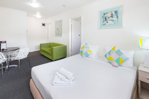 City Edge East Melbourne Apartment Hotel - Northern Rivers Accommodation 0