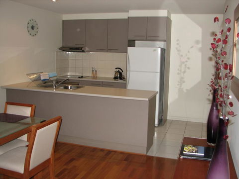 City Escape In Adelaides East End - Northern Rivers Accommodation 1